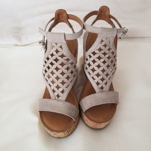 Franco Sarto Cameron wedges sz 6